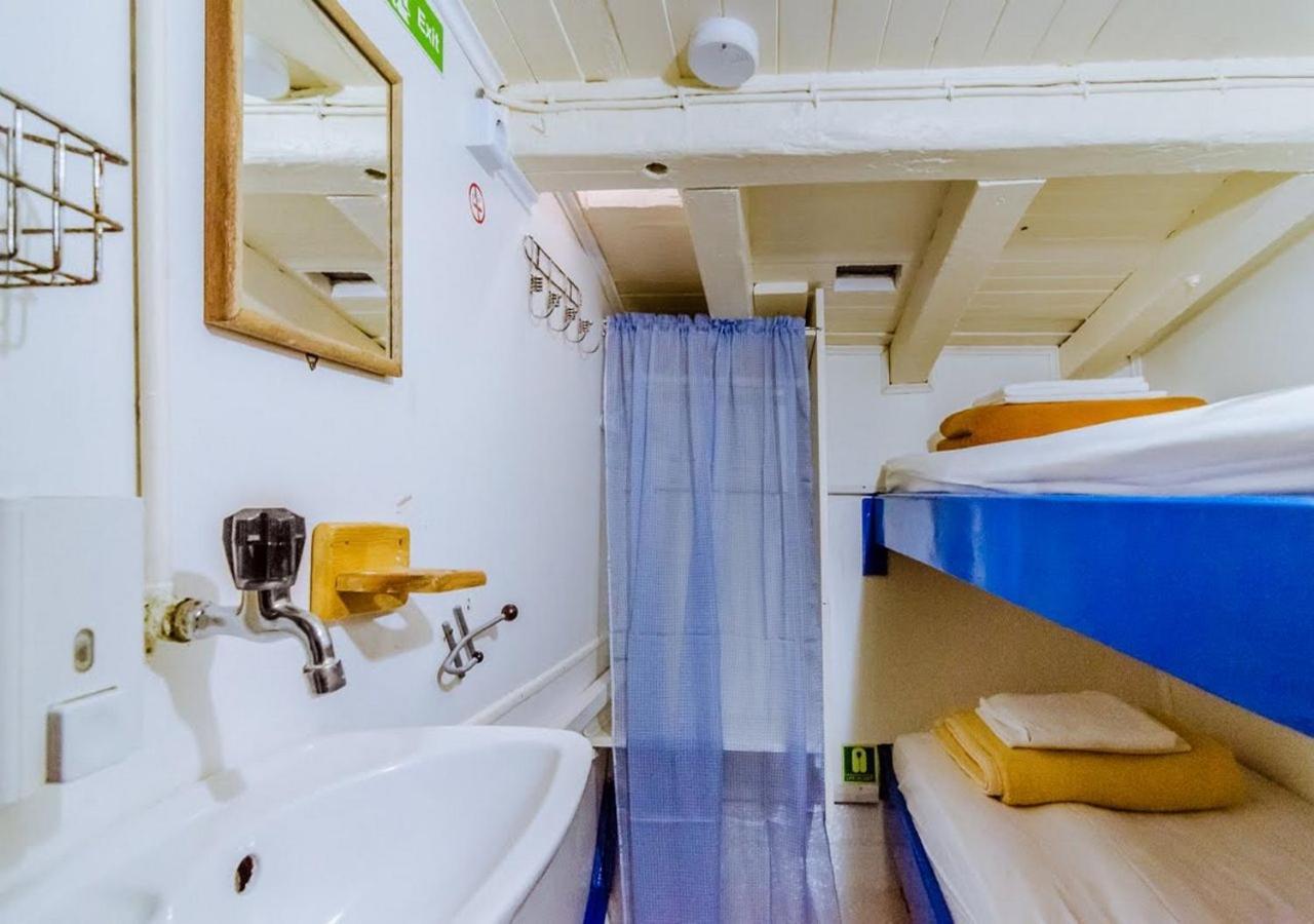 Rhythm Floating Hostel - Zadar Exterior photo