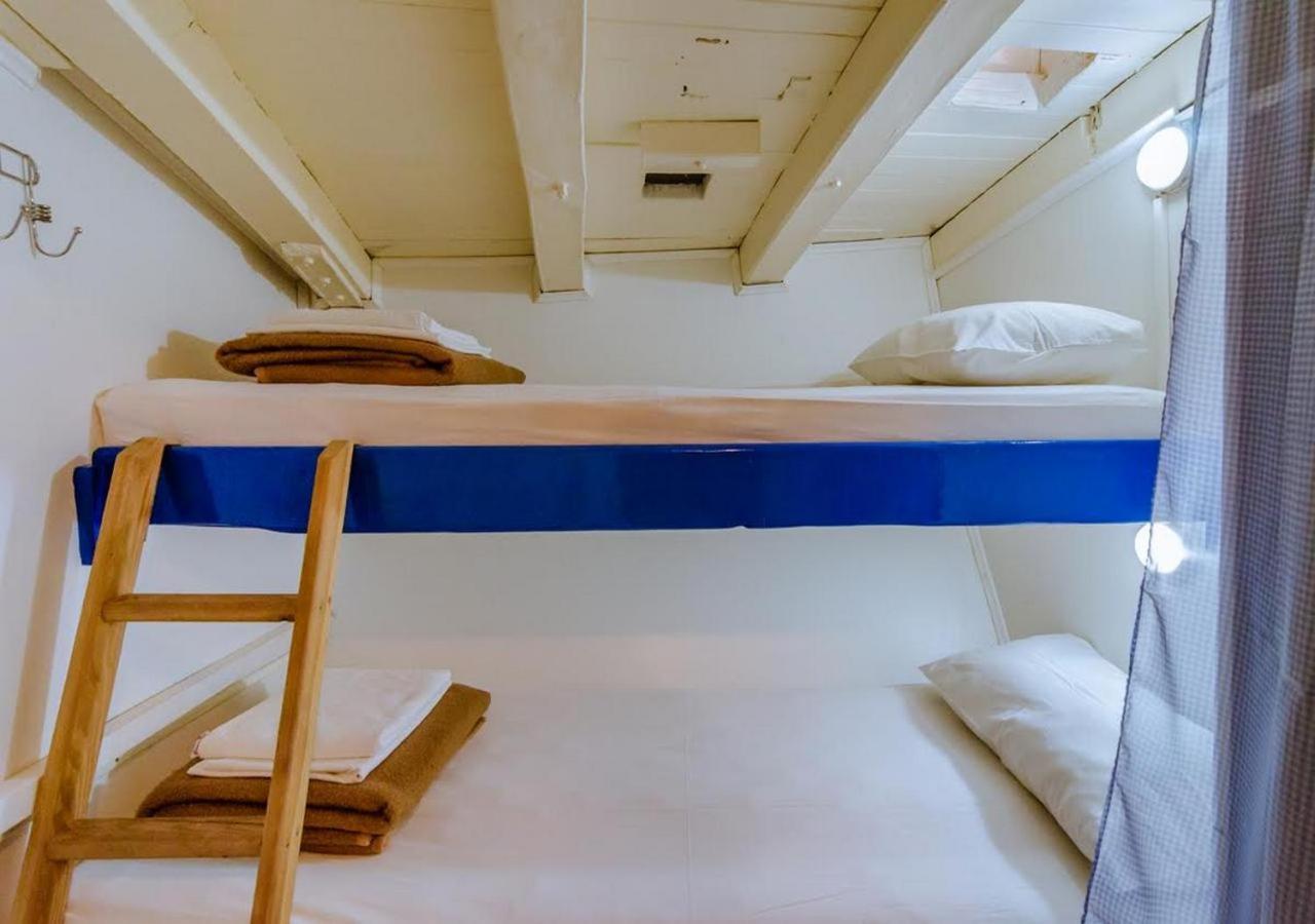 Rhythm Floating Hostel - Zadar Exterior photo