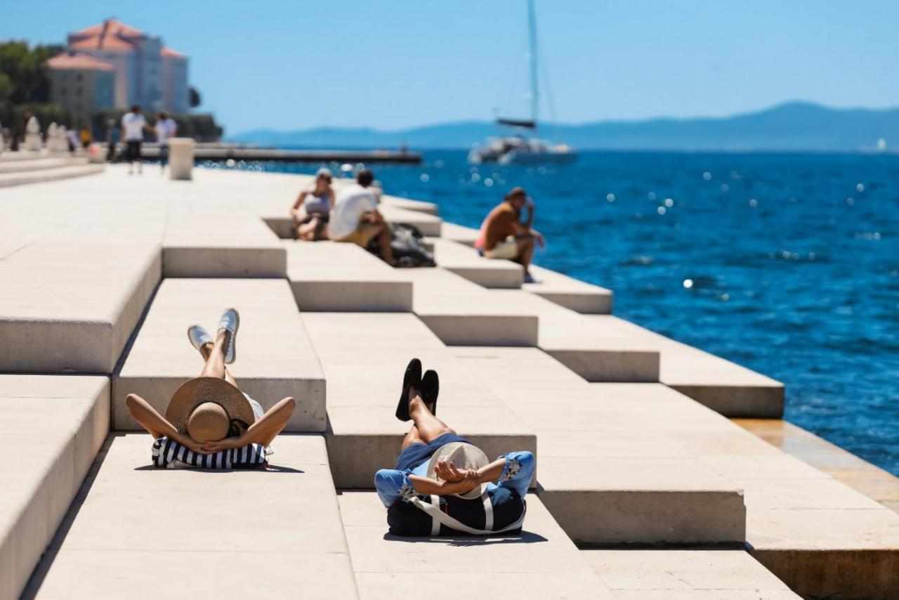 Rhythm Floating Hostel - Zadar Exterior photo