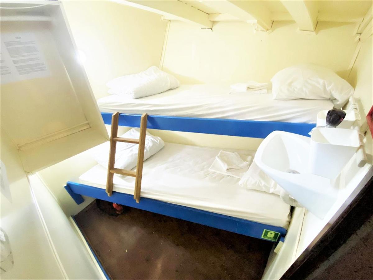 Rhythm Floating Hostel - Zadar Exterior photo