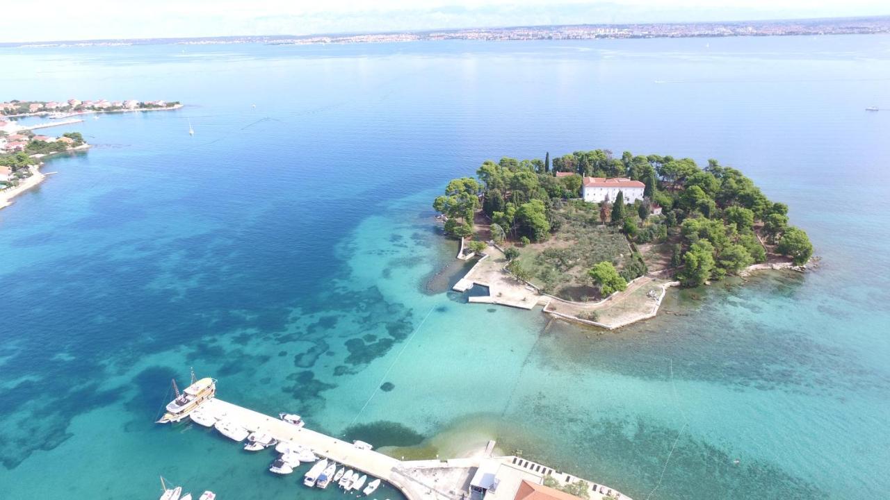 Rhythm Floating Hostel - Zadar Exterior photo