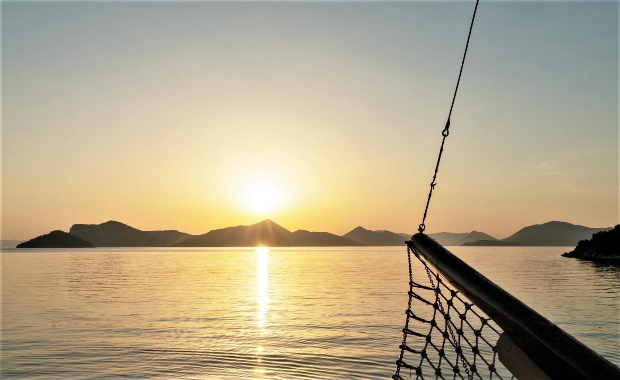 Rhythm Floating Hostel - Zadar Exterior photo